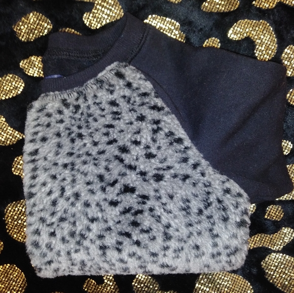 TCP Girls sweatshirt - Picture 3 of 3